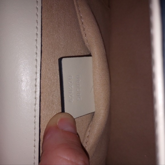 Gucci Sylvie Mini White Leather Shoulder Bag 470270 - Picture 5 of 5